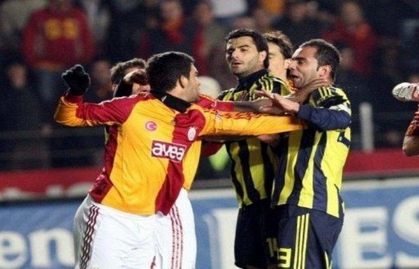 Derbide Gergin Anlar...