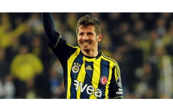 Emre Belözoğlu, Fenerbahçe'de kalıyor mu?