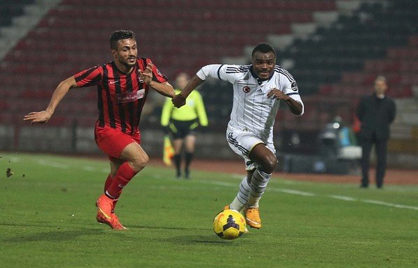 'Dev derbiye doğru - Burak-Emenike