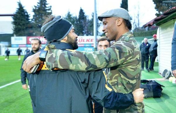 Drogba'dan Galatasaray'a ziyaret..
