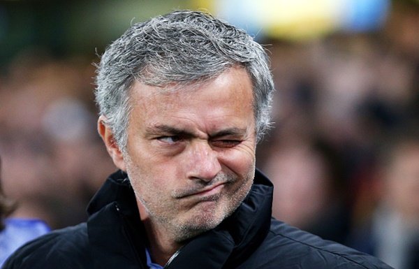 Mourinho yıkıldı, PSG turladı!