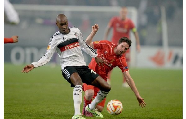 'Beşiktaşlı yıldız rest çekti! İmzalamıyor...