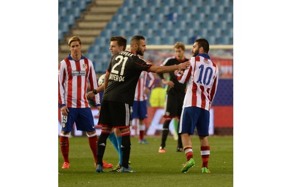 Şok tartışma! Arda Turan...