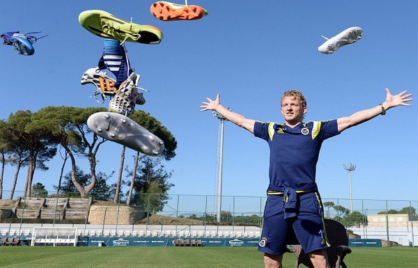 'Dev derbiye doğru - Kuyt-Bruma