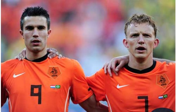 Van Persie: Türkiye’de oynamak saçmalık