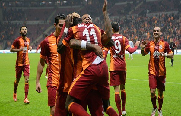'Galatasaray'da 4 yolcu!