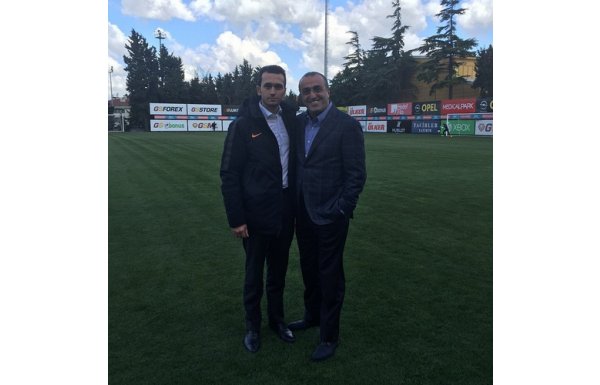 Sosyal medya günlüğü (10 Nisan 2015)