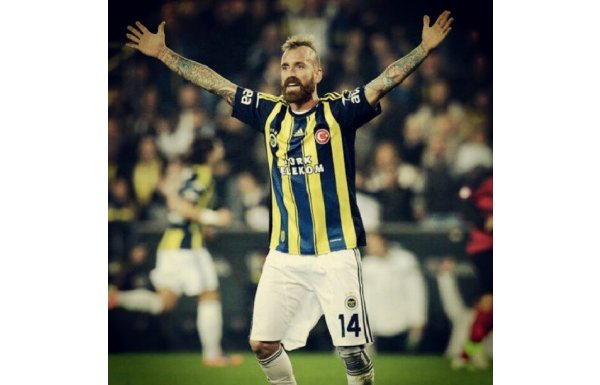 FUTBOLU TATMİN ETMİYOR