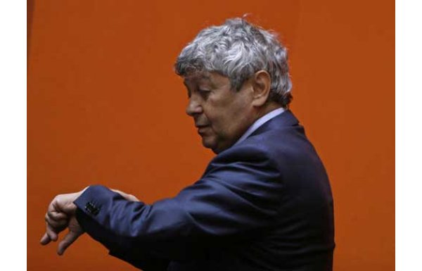 'Lucescu'ya Ukrayna'da büyük şok!
