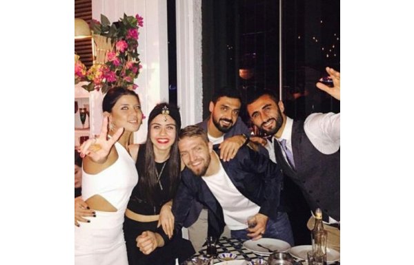 Fenerbahçe'de bekarlığa veda partisi