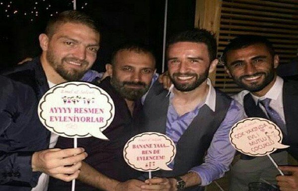 'Fenerbahçe'de bekarlığa veda partisi