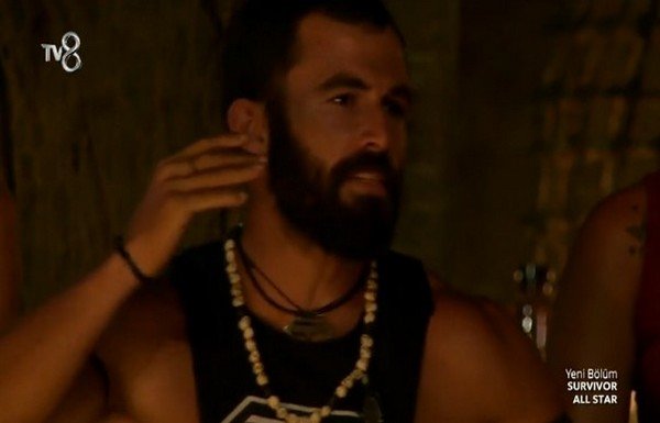 'Survivor tarihinde bir ilk! Turabi sinirlerine hakim olamadı ve