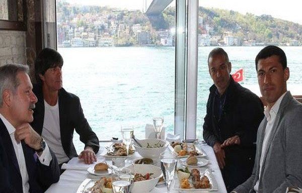 Löw bombayı patlattı! Fenerbahçe'ye...