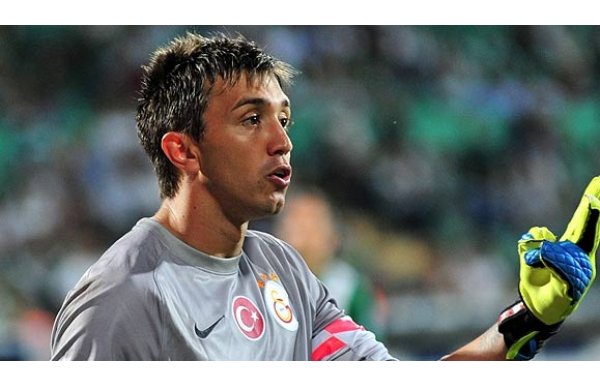 Forvetlerle penaltı anı dışında göz göze gelir misin?