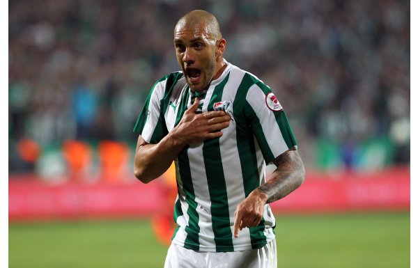 GALATASARAY DA İSTİYOR.