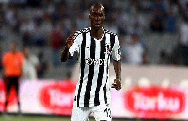 'Beşiktaş'ta yıldız futbolcuyla yollar ayrılıyor