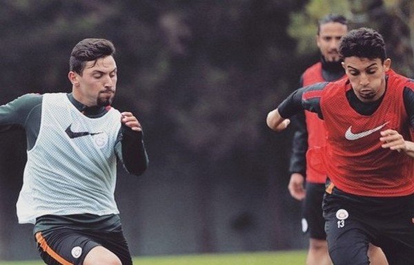 'Sosyal medya günlüğü (1 Mayıs 2015)