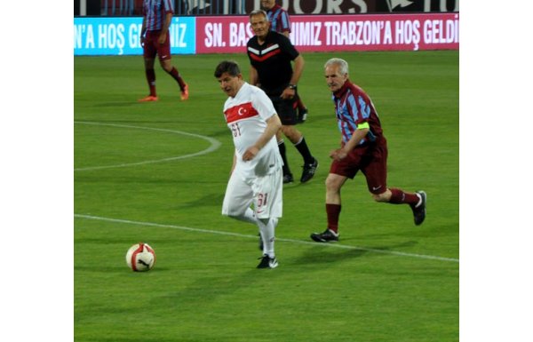Ahmet Davutoğlu gol şov yaptı!