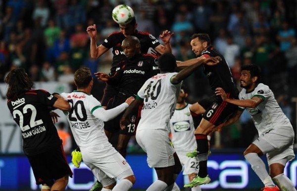 Spor yazarları ne dedi? (15 Mayıs 2015)