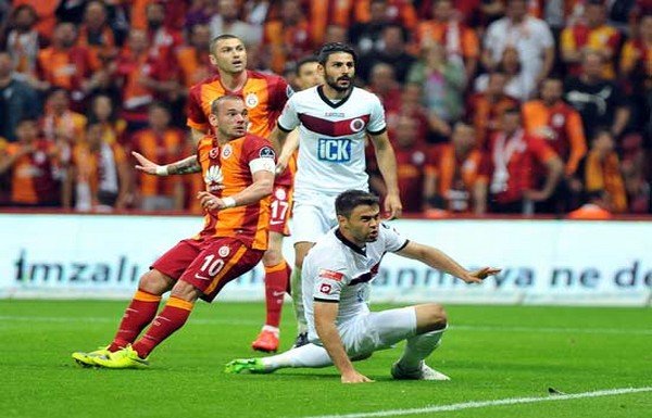 'G.Saray-Gençlerbirliği yazar görüşleri