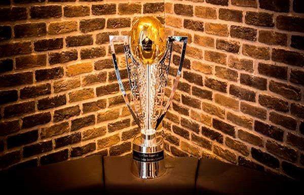 'Ünlü yazarların şampiyonluk favorisi