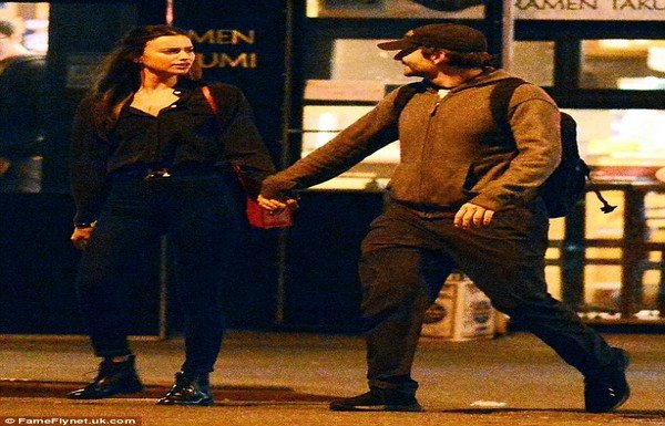 'Irina Shayk yeni aşkıyla yakalandı!