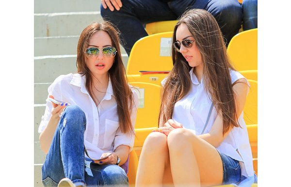 'Rusya'da tribün güzelleri