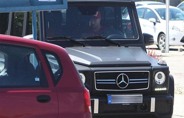 'Stoch yeni aracıyla olay oldu!