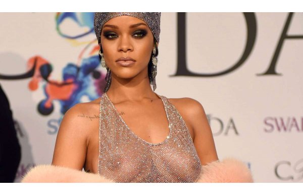 'Rihanna, Real Madrid'li yıldızla birlikte yakalandı