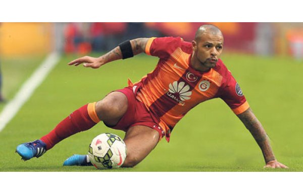 Felipe Melo'dan transfer oyunu