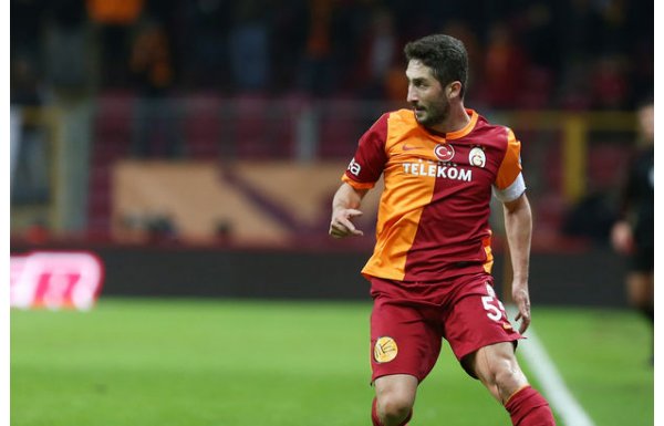 'Taraftarı isyan ettiren imza! 