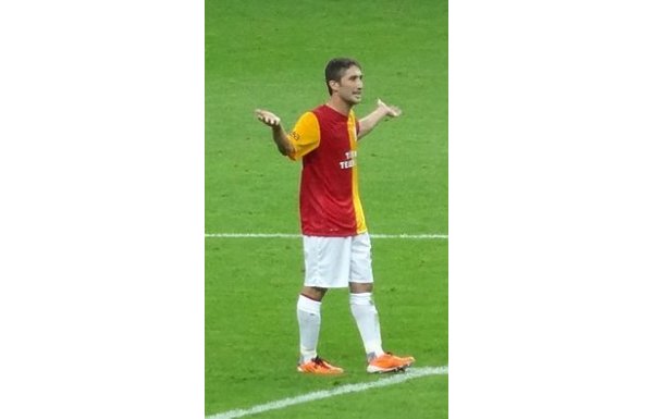 Taraftarı isyan ettiren imza! 