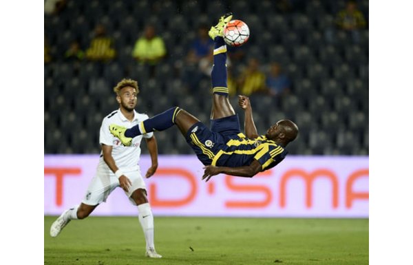 'Aziz Yıldırım, Moussa Sow için kararını verdi