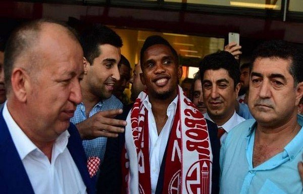 Eto'o ve Ronaldinho'nun ardından şimdi de...