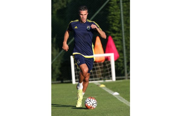 Van Persie'den Galatasaraylıları çıldırtan hareket