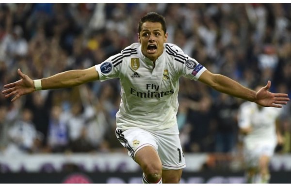 13) Javier Hernandez