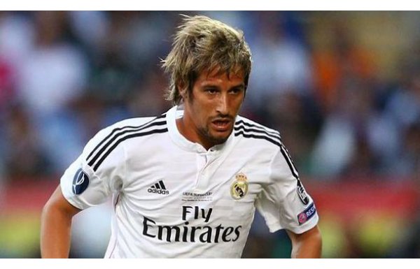 11) Fabio Coentrao