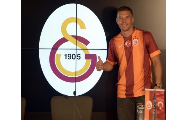 'Çayın olayım lıkır lıkır iç beni Podolski'