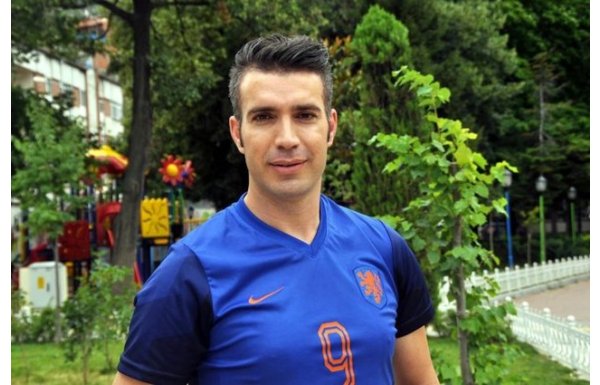 'İşte Tokatlı Van Persie