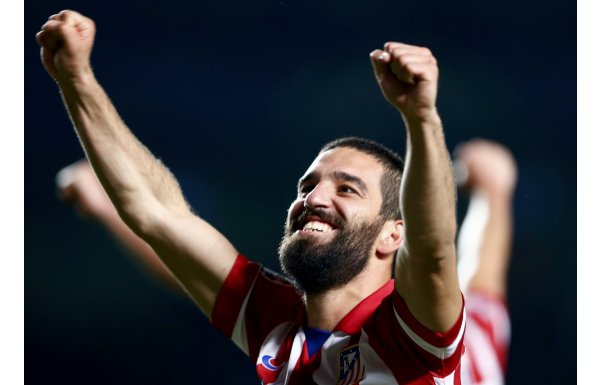 Emre Çolak