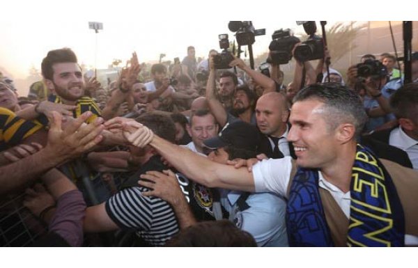 'Dış basında Van Persie yankıları