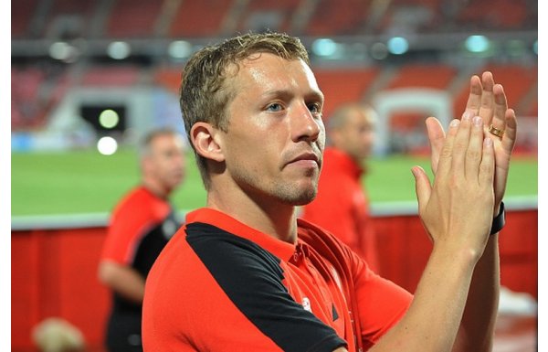 Dirk Kuyt'tan Fenerbahçe'ye orta saha