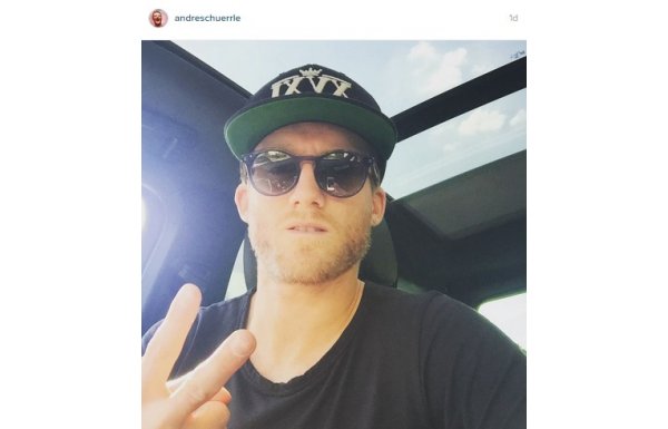 Sosyal medya günlüğü (21 Ağustos 2015)