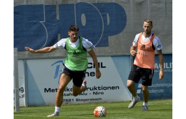 'Mario Gomez ilk idmanına çıktı