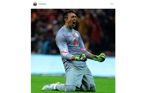 'Sosyal medya günlüğü (14 Ağustos 2015)