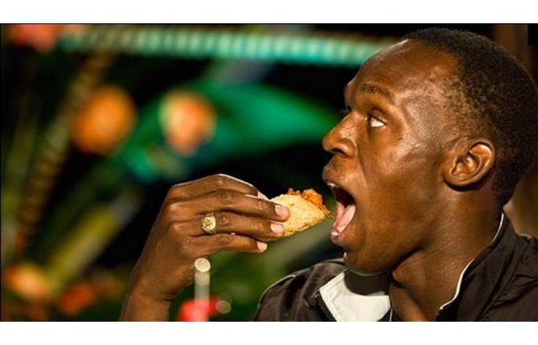 Dünyanın en hızlısı Usain Bolt bakın ne yiyor 