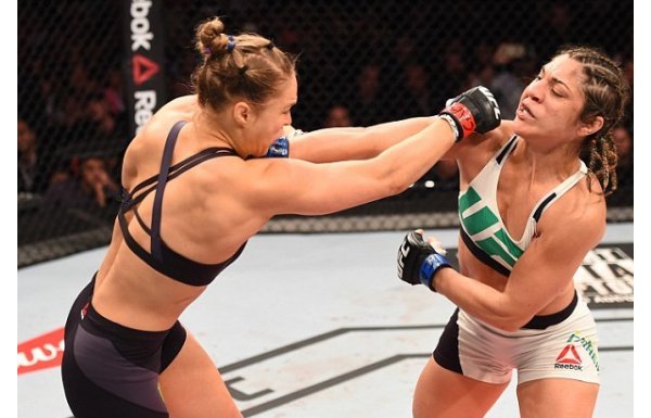 'Kafes dövüşünde rakibini 34 saniyede yıktı