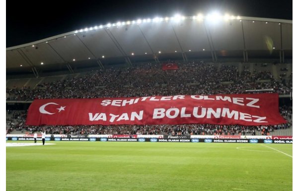 'Süper Lig takımları şehitleri unutmadı