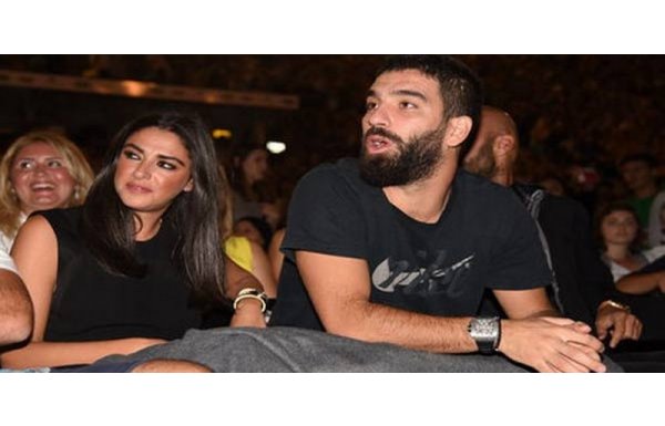 'Tarkan konserine Arda damgası!
