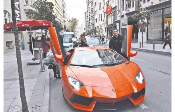YENİ ARACI 200 BİN EURO